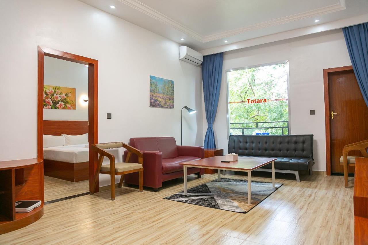 Totara Hotel