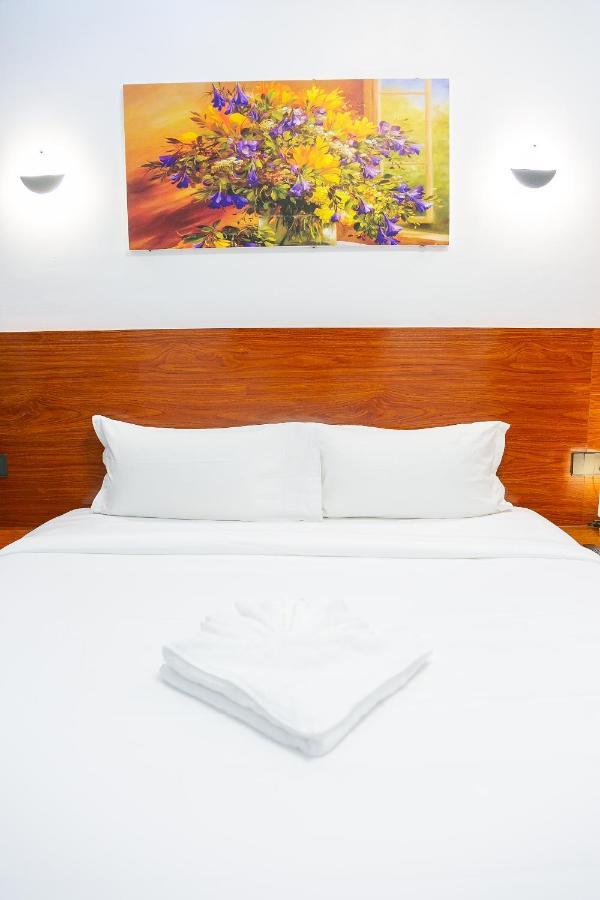 Totara Hotel